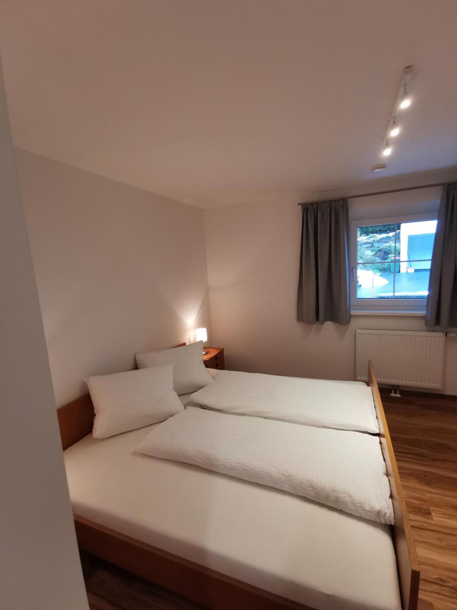 Apartments Haus Schoen - Preise Inclusive Pitztal Sommer Card Jerzens Pokoj fotografie